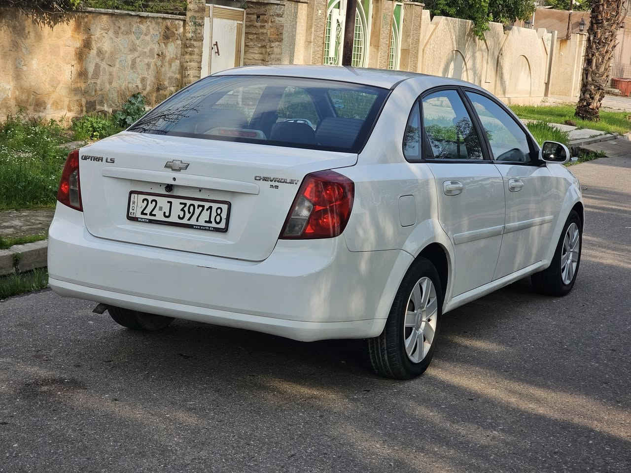 للبيع
سعر 87
شوفرليت اوبترا موديل 2012
ماشيه 119 الف
كابون بنزين بيها ⛽️ 
محرك وكير شرط
كير اوتوماتيك 
مري كهرب 
جامات كهرب 
شاشه وكامره 
🚫صبغ جاملغ امامي يسار وداير خلفي و بقعا بلبوند بدون دواخل بشرط 🚫
رقم اربيل الجديد سنويه لغاية 2027 شرط التحويل شرعيها موصل 
السياره جاهزه
العنوان موصل حي المحاربين 
للإستفسار الاتصال 
***********
***********
