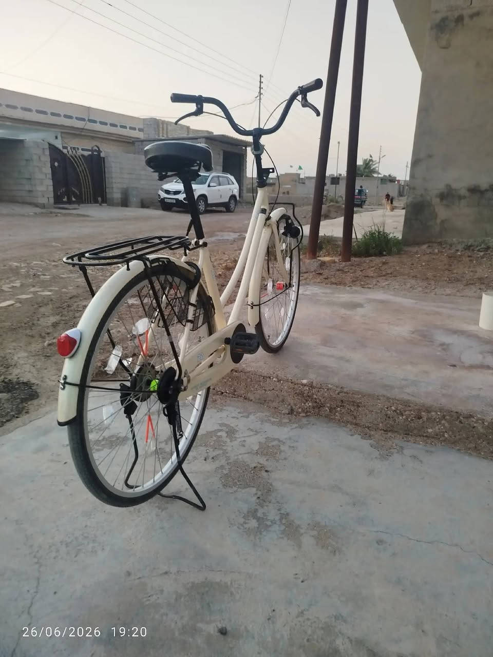 سلام عليكم بيسكل للبيع ياباني جديد مال حاويه السعر...***********
