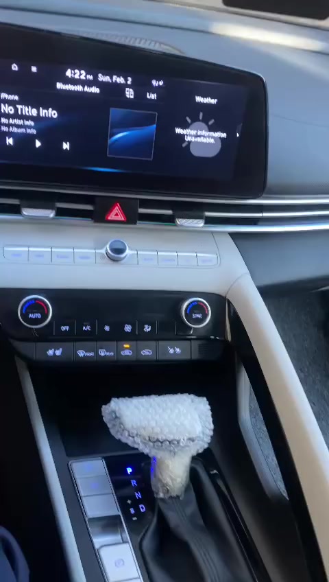 السلام عليكم النترا موديل 2023 وارد امريكي فول هواي بيها مواصفات هايبرد مكينه كير مكفولات السياره جديده مكفولة من ضربه القويه صور حادثها بل منشور حره تحويل ثاني يوم بسمي رقم ذي قار المكان ناصرية مركز مكلف بل نشر خاص ما اجاوب السعر 175 وبيه مجال قليل ***********
