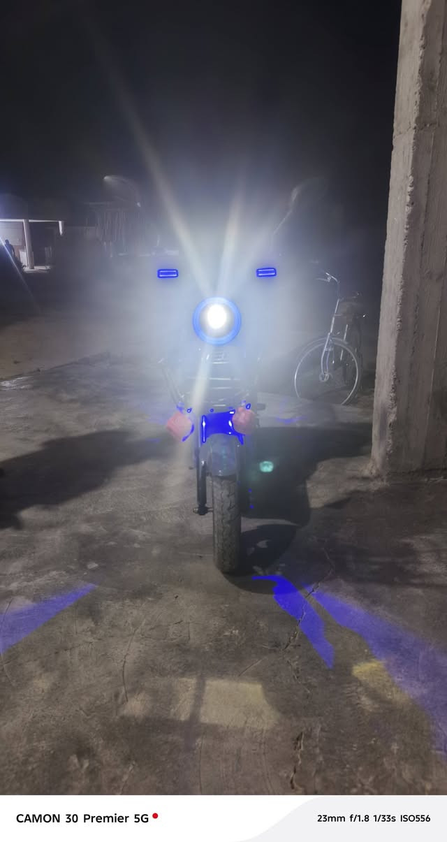 السلام عليكم
للبيع
بيسكل شحن موديل 25 
بطاريه 21
حساسات فول
كهربائيات فول
نضافه 100
السعر 400الف بي مجال قليل
اتصل ***********
