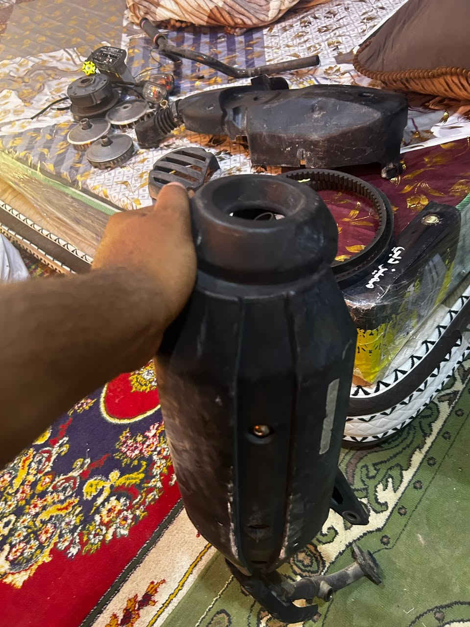 غراض مال سكنس جبلي البيع. كلهن بلادي
اشاير خلفيه زوج. 
صالنصه اصليه. 
صالنصه رياضي ترهم ماكس وسكنس  و140 عام. 
قبق فلاوين.  بلادي قبق كلجات بلادي اكلج خلفي وكلج امامي زوج. كامل هوه وال خرز قوايش اثنين اصلي. 
قطره دهن ذهبي. 
ستيرن. بلادي. 
جاملغ امامي بلادي. 
سستم صوت عوزه بس السماعات 
مكاني بغداد المدائن منطقت الورديه 
*********** 
تصل وبل خدمه نص السعر
