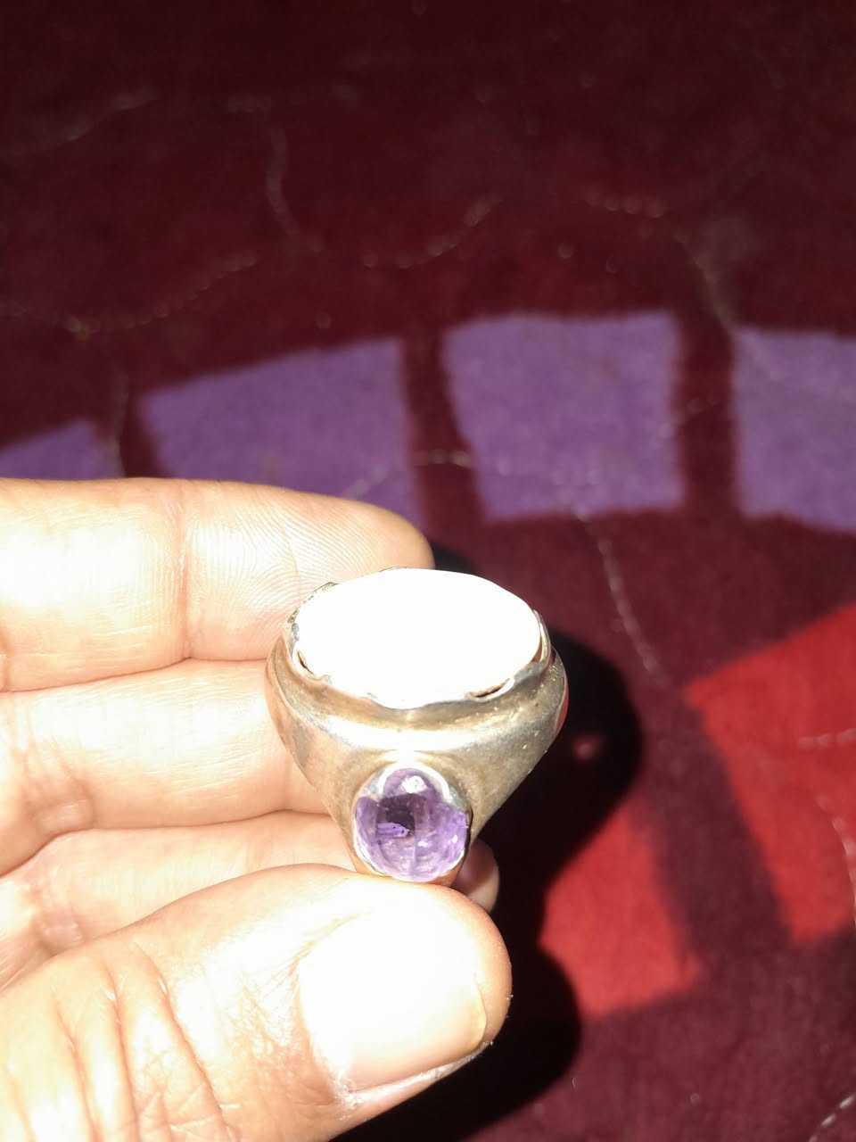محبس فضة عطف وحجرتين على الجانب جمشت ب150


**إذا كنت صاحب هذا الإعلان وتريد حذفه لأي سبب، رجاءا أرسل رسالة إلى الدعم الفني**