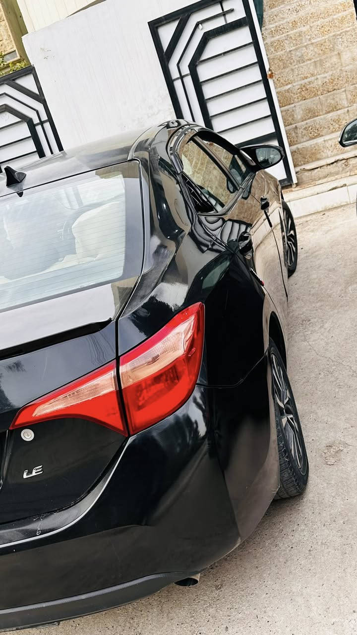 السلام عليكم
سياره كورلا LE

موديلها 2017

سياره مرتبه وناصبه

مواصفاتها

تحكمات ستيرن 

ثلاث انضمه قياده (ايكو ،نورمال،سبورت)

شاشه كار بلي ،شاشه

رقمها اربيل،. دولي

تحديد مسار

مانع انزلاق 

ضررها اربع قطع 

للاستفسار ***********
