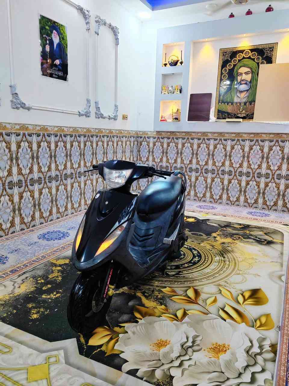 للبيع ماكس حاويه ياباني شرط تاخذه تدعيلي كفاله ما مفتوحه فول نشاط محرك بالكارتون ختم واحد كله ويه المحرك جاهزه سلف هندر السعر 850 وبيه مجال رقم الهاتف ***********مكان بصره القرنة
