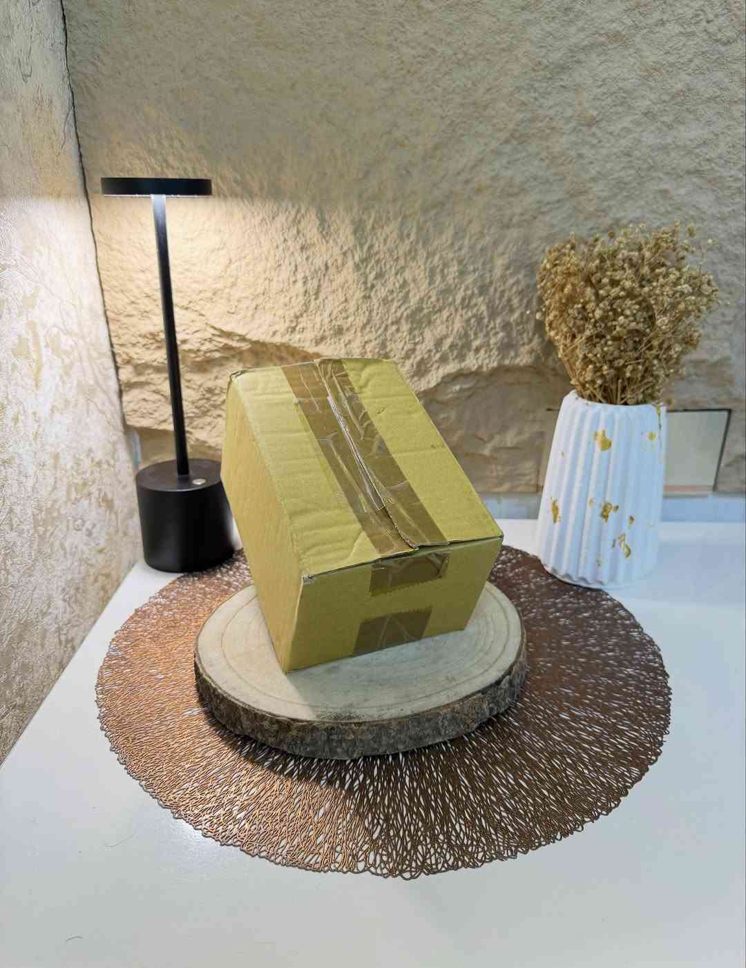 جهـاز ماسح باركود يدوي شحن محمول 
تصميم خاص لمسح الرموز الشريطية احادية الأبعاد على الورق 
بطارية ليثيوم قابلة لإعادة الشحن ذات سعة واسعة شحن (USB) 
متطابق مع الأنظمة الشائعة مثل ويندوز وماك ولينكس وغيرها العديد 
ماسح ليزر (1000) لومن 
جهـاز يدوي سهل الاستخدام يستخدم لجميع البضائع مثل المحال التجارية والأطعمة وغيرها 
جديد بالباكيت مع الملحق 
للتفاصيل اكثر داخل الموقع الرسمي 
السعـر ٢٢ الف 💰
ملاحظة (عند الشراء فحص المنتج قبل مغادرة المندوب بعدها نكون غير مسؤولين)
توصـيل 🚚 بغداد ٥ آلاف 
توصـيل 🚚 محافظات ٦ آلاف


**إذا كنت صاحب هذا الإعلان وتريد حذفه لأي سبب، رجاءا أرسل رسالة إلى الدعم الفني**