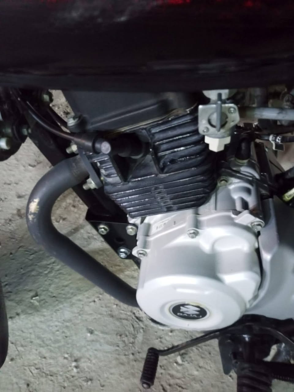 السلام عليكم شباب دراجه بوكسر 2023 عدائيل 24 رقم انجليزي مقفوله كفاله عامه واي نقص ما بيها مكان بغداد السعر مليونين ونص الدراجه حلوه وناعمه ***********ال*********** راسي واتساب الاثير على السيم كارد
