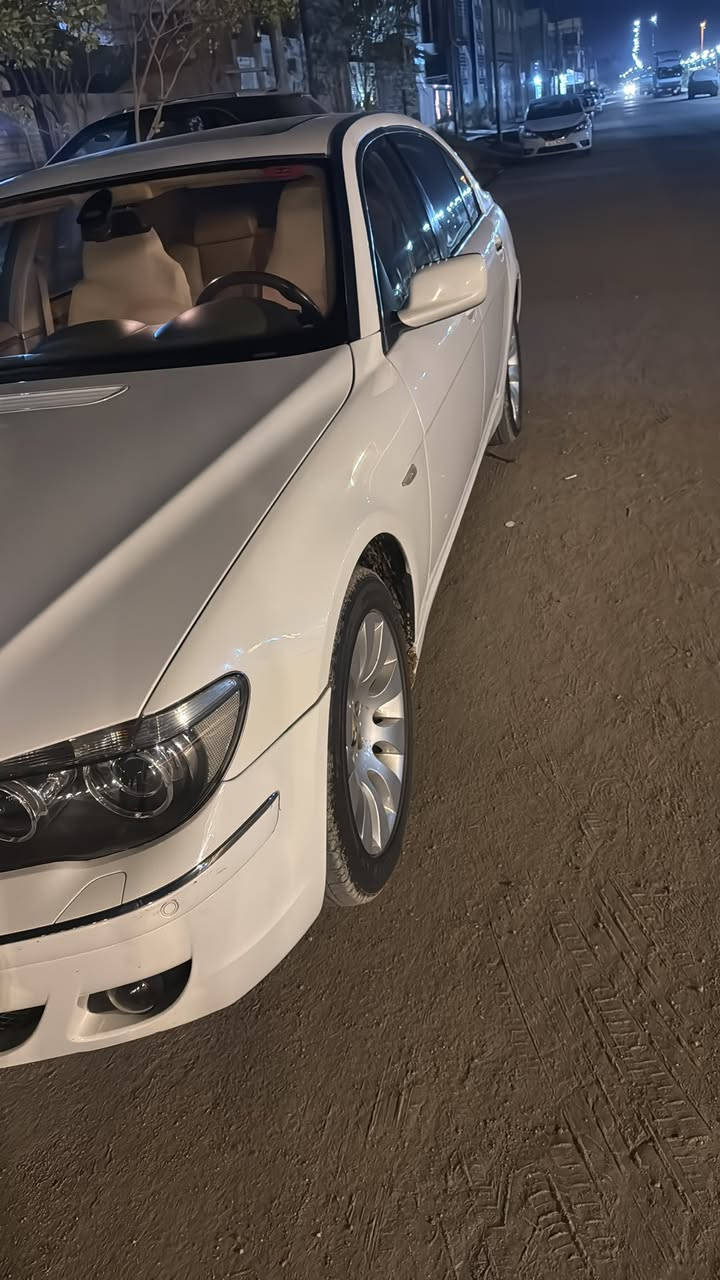 740li خليجي 
السعر 135
بيه ٣ قطع رش
***********
