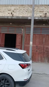 باب طويريج • محل ومخزن • ٣٠٠م