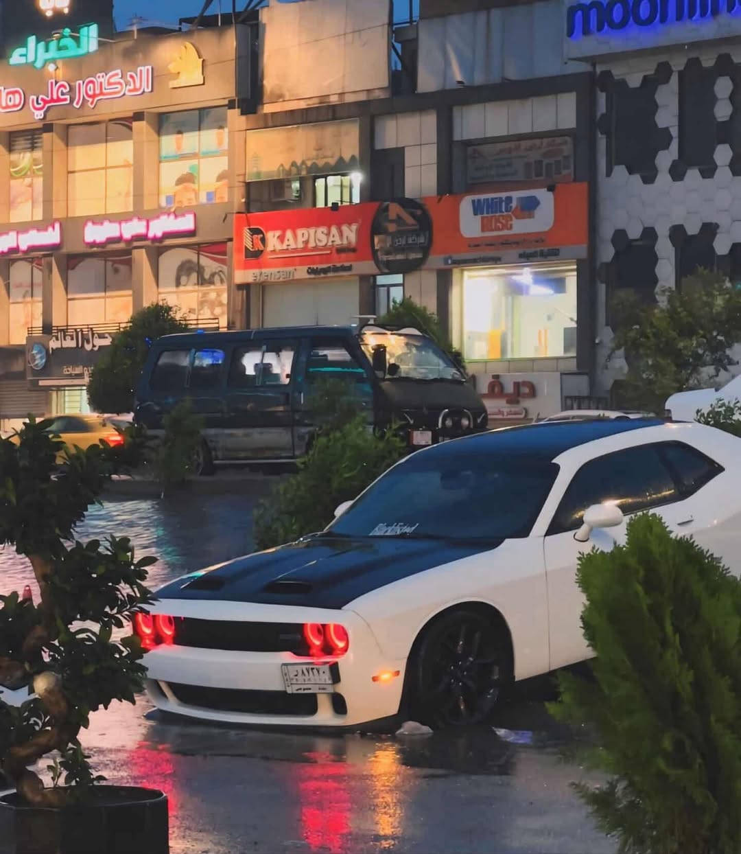 ب192 وبيها مجال 
رقم صاحب السياره

‭0770 126 9231‬
