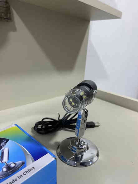 مجهر 🔬 
🔬مجهر مايكروسكوب
✅صغير الحجم 
✅دقة 1080 
✅واضح وحلو 
✅بي تطبيق تكدر تربطة على الموبايل وعلى اللابتوب كلش حلو 
✅وبي قرص تعليمي 

⭕️سعرة بعد التخفيظ بس بـ20 اخر قطعة 
⭕️متوفر توصيل 

📞واتساب ***********
