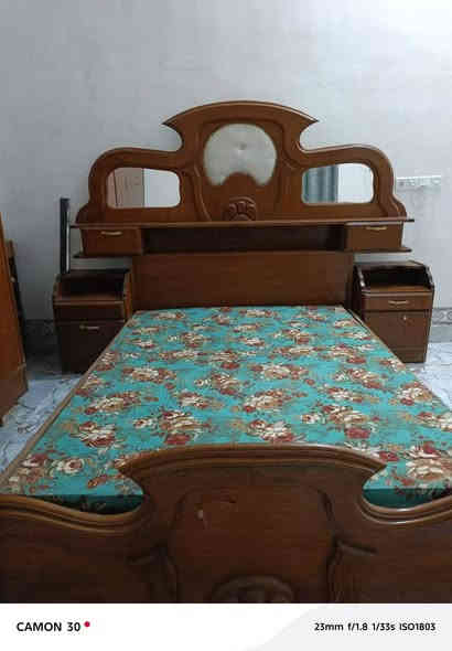 السلام عليكم
غرفه مال خشاب نضيفه حيل للبيع الشراي يتصل مكاني شرقاط
***********
***********
