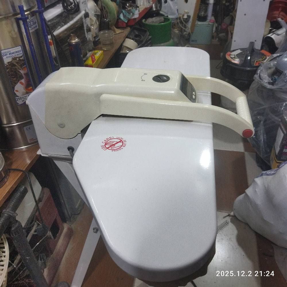 اوتي بخاري مال باله حجم كبير شغال شرط الفحص مستعمل نضافه كما موضح بالصورة السعر 85 عنواني اربيل داره توو يوجد توصيل داخل اربيل فقط حسب المناطق أربيل, العراق


**إذا كنت صاحب هذا الإعلان وتريد حذفه لأي سبب، رجاءا أرسل رسالة إلى الدعم الفني**