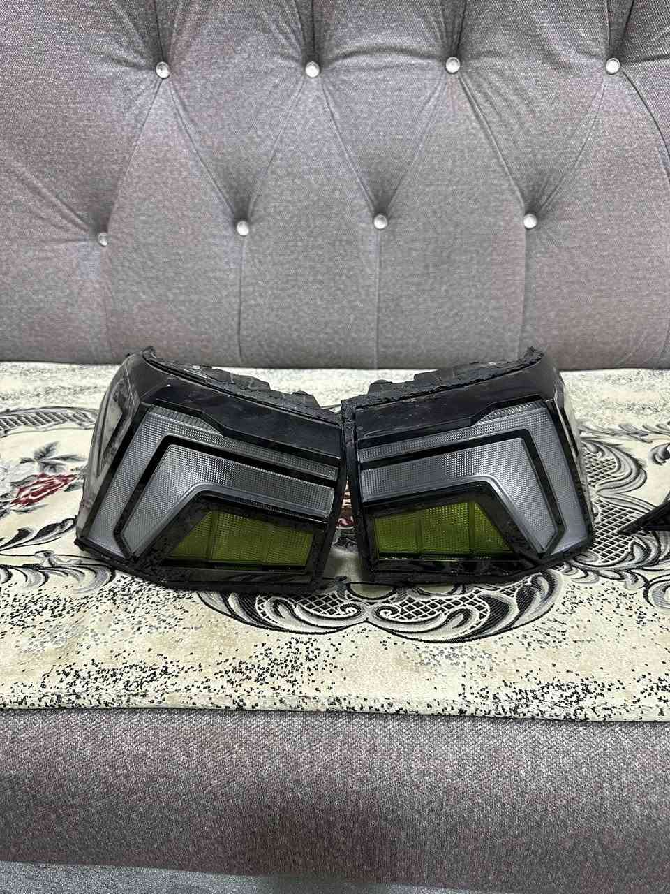 سلام عليكم
للبيع بك لايت K5 خلفي شغال كلشي ما بي لوسط جامته مابيه شي لا كسر ولا شخوط فقط جوانب تبديل جامه سعر 300 الف       وبي مجال مكاني كربلاء لاستفسار ***********
