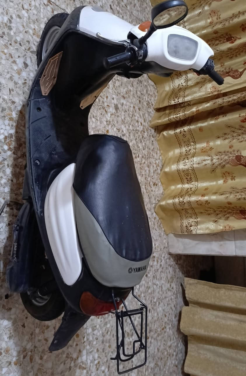 سلام عليكم دراجه منغولي دراجه نضيفه عوزه باتري هندر واحد تشتغل مفتوحه مره وحده دراجه شوفت عينك نضيفه تايرات جدد مال حاويه بعدهن بملوحتهن سعر خاص ومراوس حسب القناعه عنده مراوس او شراي يراسل واتساب *********** ناصريه مركز
