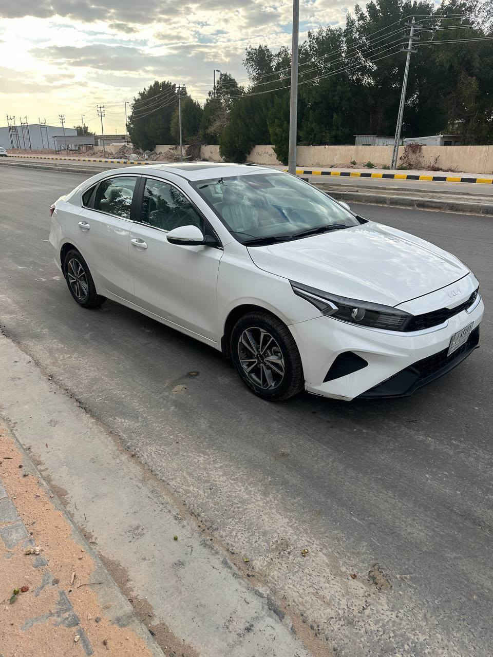 سيراتو موديل 2022 
مكفوله من ضربه ومن صبغ شرط 
محرك 1.6 
ماشية 16 الف حقيقي 
السعر 165 
العنوان / النجف 
للتواصل / ‏‪+9647807450533‬‏


**إذا كنت صاحب هذا الإعلان وتريد حذفه لأي سبب، رجاءا أرسل رسالة إلى الدعم الفني**