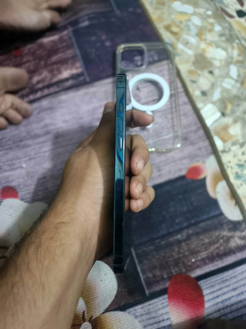 السلام عليكم جهاز ايفون ١٢برو ماكس مبدل بطاريه ١٠٠وفلاش عطلان شراي خاص واتساب ***********
