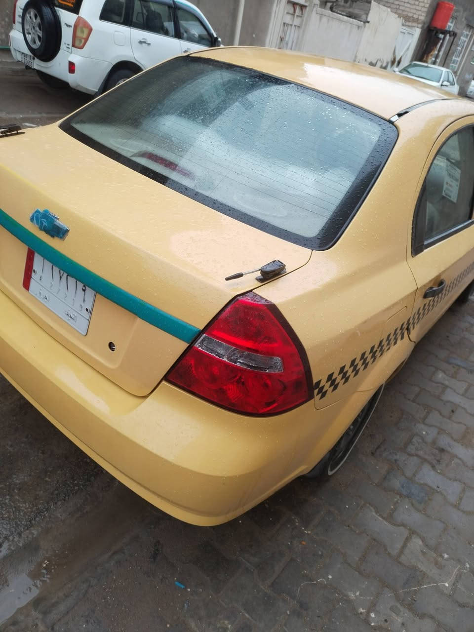 السلام عليكم افيو خليجي موديل ٢٠٠٩ بيها الجاملق والباب العبري تبريد شغال هيئه غرامات مصفره السعر ٤٥ وبيها مجال للاستفسار اتصل ***********
