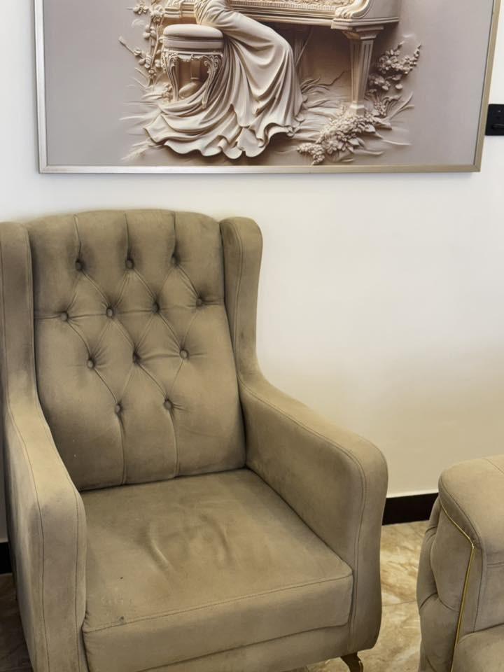 تخم تركي قلاب 
كرسي 2 
ثلاثية عدد 2 
ثنائية واحدة 
السعر 550 
***********
