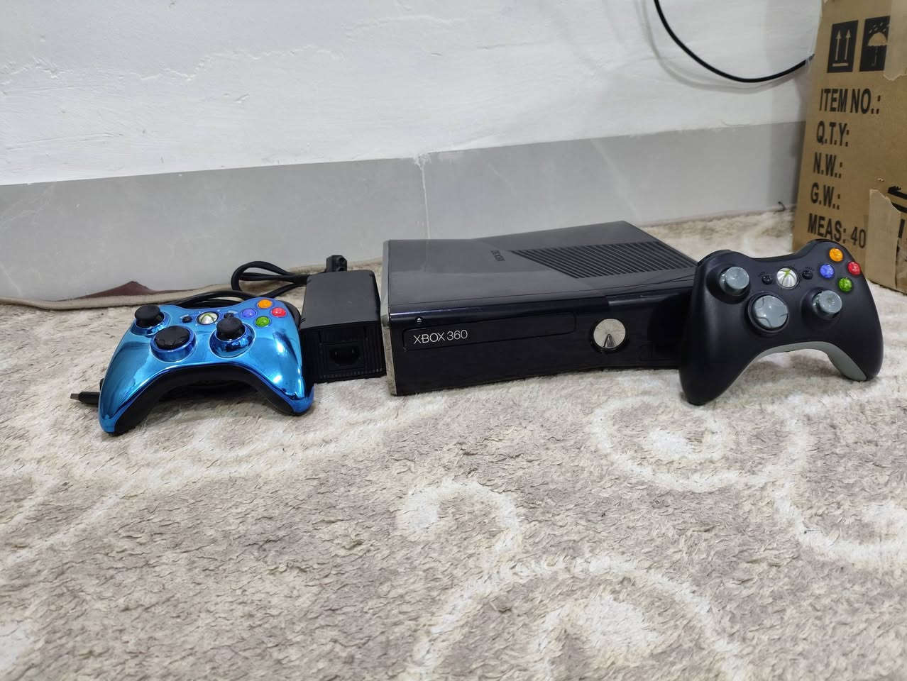 سلام علیکم اخوان للبيع إكس بوكس 360 ويا يدتين كامل ملحقات بيها 113لعبه الجهاز نضيف هارد 256كيكا عنوان كركوك سعرها 110الف بي مجال للطيبين رقم هاتف عليه واتساب *********** والماسنجر متواجد هم
