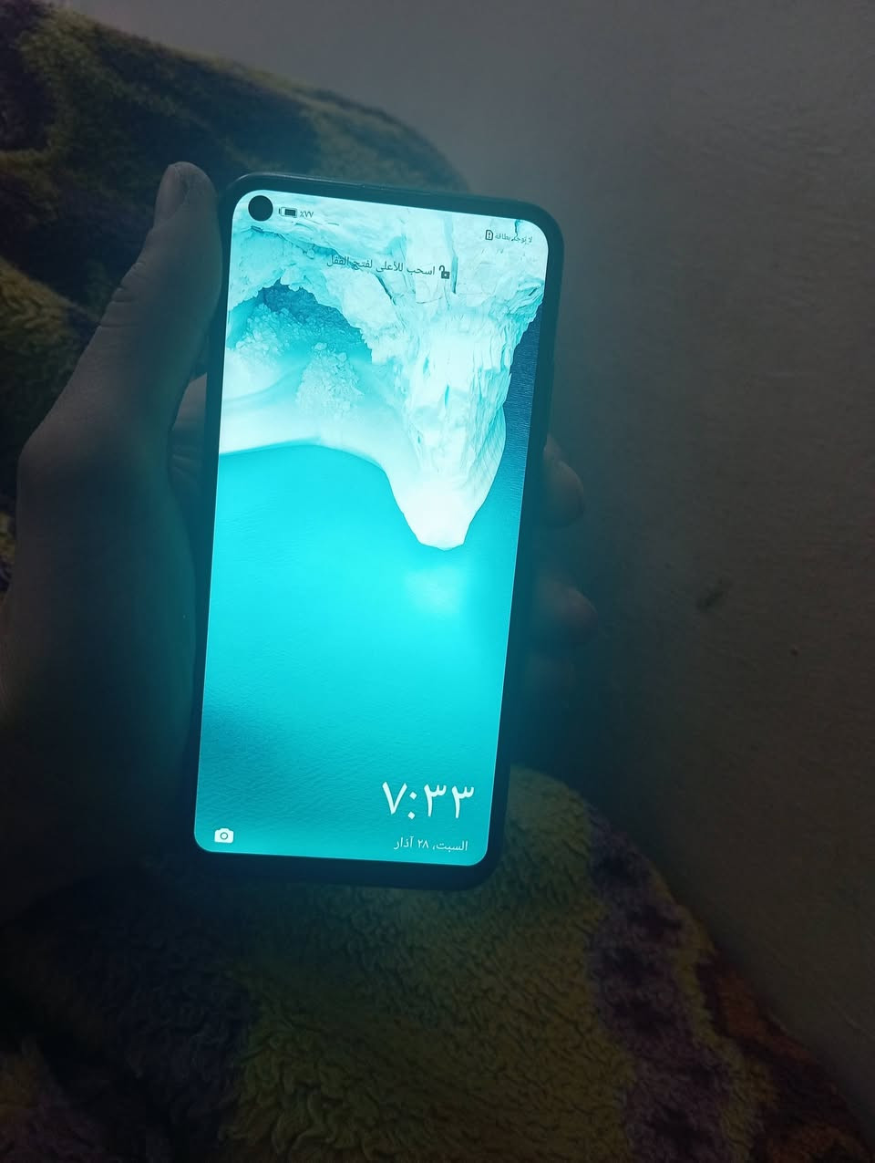 السلام عليكم عندي هذا الموبايل للبيع او اعارضه بماطور بوتين بزون راس براس اشعندك نزل هواوي واي 7 للتواصل ***********
