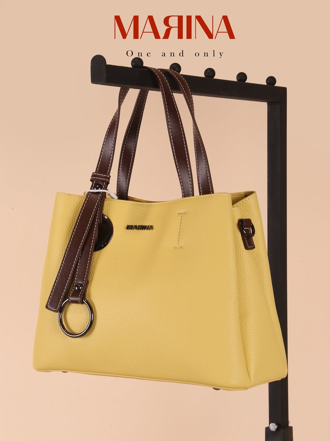 MARINA..
توفر لكِ كولكشن من الحقائب 👜
 مصممه بأحدث الدزاينات ذات الكوالتي العالي 
قياسات الحقيبه 
ارتفاع20CM
عرض26CM
✨ القطع مضمونه وقابلة للتبديل إذا كان بها خلل مصنعي
متوفر توصيل بغداد وجميع المحافظات 
كلفة التوصيل 5000 
يمكنكم التواصل عن طريق  الرقم الخاص بالشركه :-7712
اختاري أناقتك من مارينا🌹⁩⁩⁩#اكسبلورexplore#المنصور14_رمضان#فلو#هاشتاك


**إذا كنت صاحب هذا الإعلان وتريد حذفه لأي سبب، رجاءا أرسل رسالة إلى الدعم الفني**
