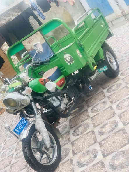 سلام وعليكم ستوته كربلائي مكفوله من كلشي وراق موديل 22 ستوته نضيفه كلش السعر مليونين وبيه مجال قليل مكان القرنه ناحيت الثغر رقم الهاتف ***********
