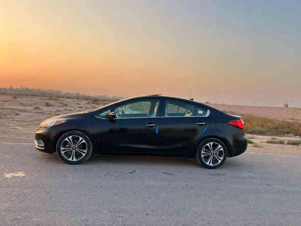 السلام عليكم كيا فورتي 2015وارد امريكي حادثه فقط بمريكا باب وجاملغ خلفي بدون دواخل بدون ايرباك ليبل واحد فول مواصفات واحد على واحد  تحكم استيرن مانع انزلاق ايكو قطعتين تبريد اشاير با المري ويل كب فتحه بصمه بعد بيه موصفات وين ايعجبك افحص بيه سونار مكينه 2000لا تبخير ولا تنقيص كير تبريد كفاله ابسمي سنويه جديد مشروع وطني تحويل ثاني يوم مكاني بغداد الرصافه السعر 106وبيه مجال بصيط استفسار ***********
