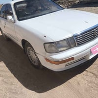 مكينه 2500كراون موديل 92.                            +964 776 461 2487...