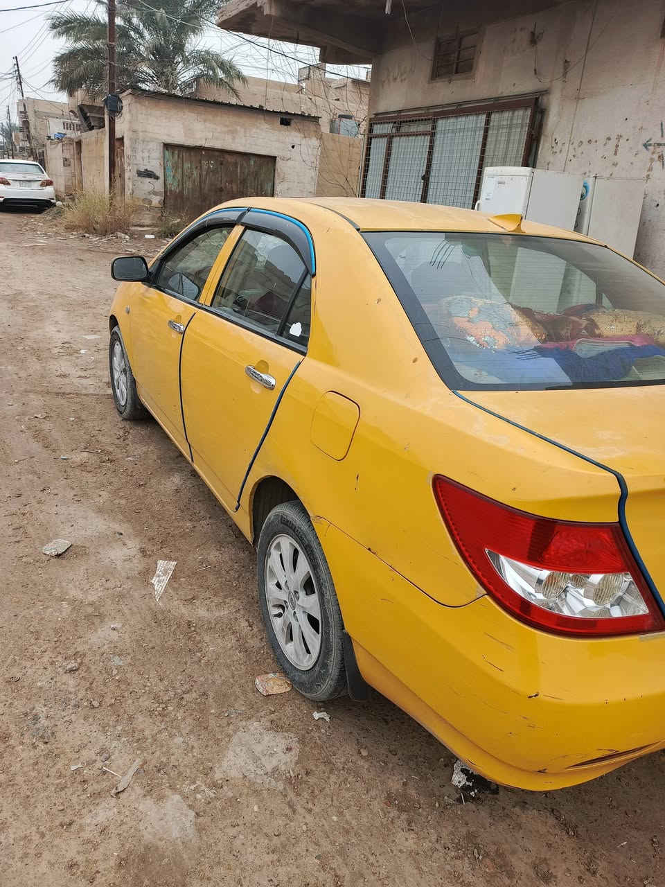 سلام عليكم بيوادي اف 3 موديل 13 كيرمكينه كفالة تبريد ثلج صدر جديد الكشر تجي وشوف رقم بغداد انكليزي السعر 48وبيه مجال اني مكلف بل نشر رقم صاحب السيارة هذا***********ابومحمد
