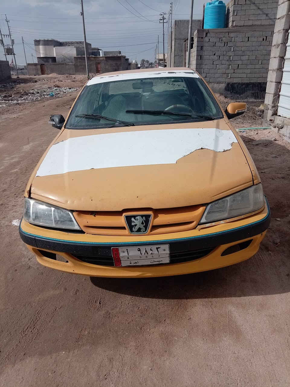 سلام عليكم سياره للبيع بيجو بارص مديل 2010 سياره كلها شغاله مكينه وكير خيرمن الله حداديه سدر جديد نقصها بس دبل بيع مستعجل العنوان البصرة ابي الخصيب السعر 15 وبيها مجال ***********
