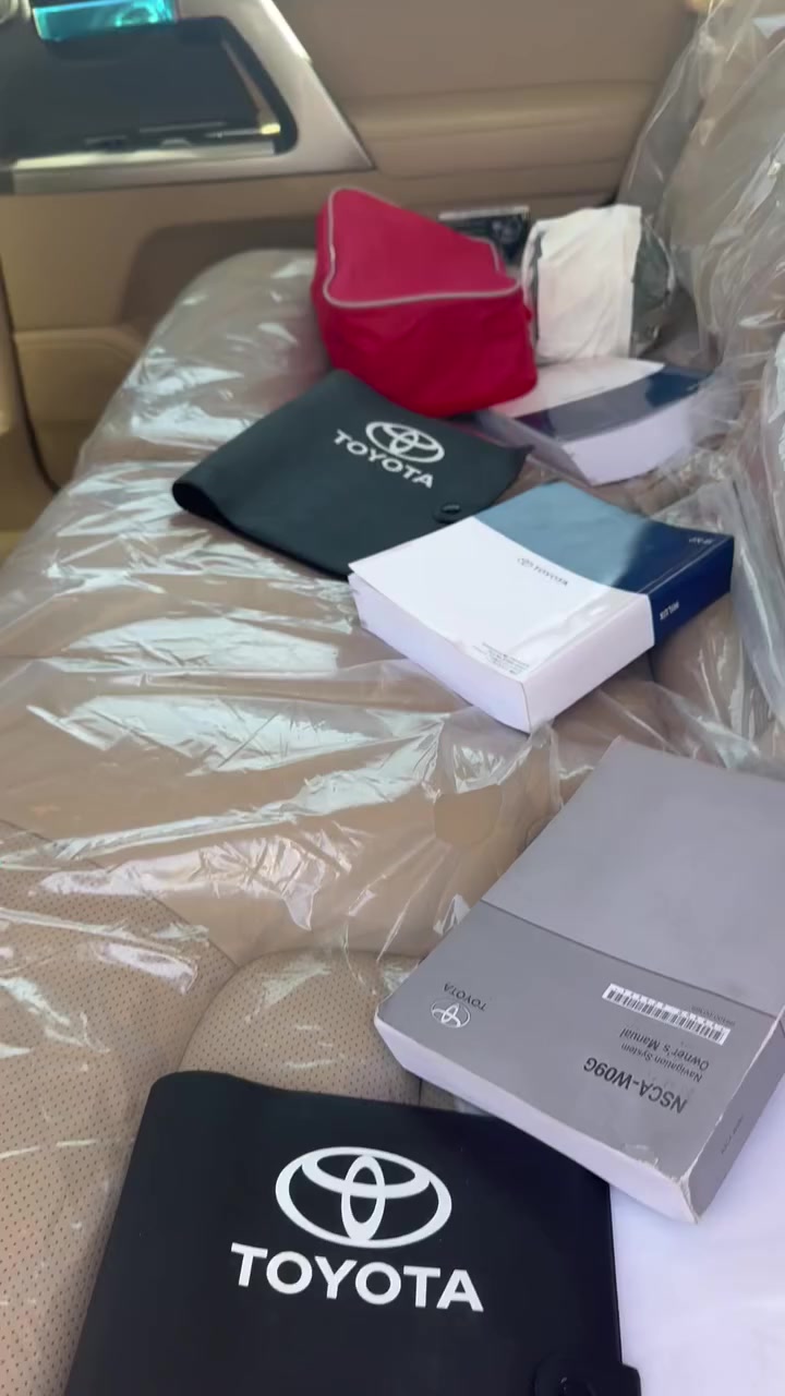 ‏سلام عليكم إخوان إخوان تيوتا لاندكروزر موديل 2012 سيارة خمسة وسبع 108 سلندر المحرك ثمانية سلندر يعني خمسة وسبع 100 السيارة فول مواصفات سيارة شات صندوق شفط خزن ميموري شاشة الزيبق كل شيء جلد خمس بصمات كراسي كهرباء وهي ترات Seer ما نازل سبير مال الشركة ما نازل شركة فطيم ماربل الشب المرايات مرغ اللاب سيارة فول مواصفات زرق ات خزن ميموري ترات الشركة فول مواصفات كتل وكات الشركة صبغ تكحيل الشركة Ser الشركة ما نازل Lalo مال الشركة بعد كشنات سيارة Zero ماشية 57,000 حقيقي محرك خمسة وسبع 100 محرك 5700 فول مواصفات السيارة أنظف Landy Cruise بالعراق فول قتات الشركة أغراض الشركة بعدها تشغيل عن بعد السيارة من الشركة على إيدي استخدام شخص واحد ورجاءا بس الج يتصل سيارة مال جنائ سيارة مخزنة وعلقة على بلوك عنوان الرمادي الأنبار البليد جاسم البوع عليج جاسم سيارة زيرو ￼ سعر السيارة 42,000$ يعني أربع شات وعشرين ورقة رجاءا بس الجنائي يتصل السيارة بس ما تحويل مباشر. رقم التلفون ***********
