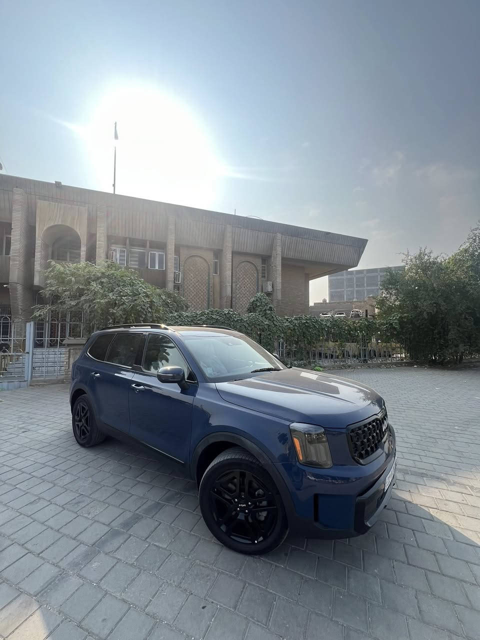 للبیع
كيا تيلورايد موديل 2024 X LINEامريكي فول فول مواصفات 
بها جملغ امامی فقط 
ايرباك دركه
بدون دواخل بدون ایی نواقص
سیارە كلش كلش جدید 

33000 $ بها مجال 
 

            
                  
 1-  كيا تيلورايد فئه x lineاعلى المواصفات رقم اربيل 
2- محرك 6 سلندر 3800 
3-  ويل كب حجم 20 اسود  تاير بحالة ممتازة جدا 
4- عداد المسافة الحال 8 الف
5 بصمة ابواب امامية  وبصمة تشغيل وتشغيل عن بعد
6- لايتات زينون عالي ناصي عدستين 
7-اشارة في المرايا الجانبية مع حساسات الاجتياز 
8- مصابيح ترحيب في مقابض الابواب 
9 رادار امامي تفاعلي للتوقف التلقائي امامي خلفي
10-السيارة فتحه 
11-حساسات امامي خلفي 
‎13-باب الجنطة كهربائي شفط 
14غرفة السيارة جلد مشمشي
14-تحكم كهربائي متكامل لقاعد المقدمة 
15 المقاعد الامامية تدفئة وتبريد 
17-شاشة دشبول كبيرة لمجموعة من الايعازات والضبط
18-بردات اصلية للابواب الخلفية 
19-مقاعد وسطية تطوى كهربائيا ويدوية الفتح 
20- انارة ليزرية متعددة بمزيج هائل من الالوان لأنارة دواخل السيارة 
21-مرايا جانبية شفط كهرباء مع ذاكرة لكشن السائق
22- خاصية تحديد المسار والتنبيه عند الخروج من المسار 
23-المقعد الوسطي منفصل  VIP
24-تبريد السيارة 3 قطع 
25- تحكم ستيرن جهتين متعدد الايعازات 
26- وضعيات القيادة عدد 5 
27- تنبيه بالارتجاج في المقود 

وباقي المواصفات بالسيارة الغنية عن التعريف 
رقم أربيل الجديد هزه جديد
السيارة موجودة بغداد

***********
