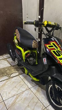 اسلام عليكم دراجه ماكس عدله رياضي امزوده للبيع ما ايعوزها بس كابريته ش...