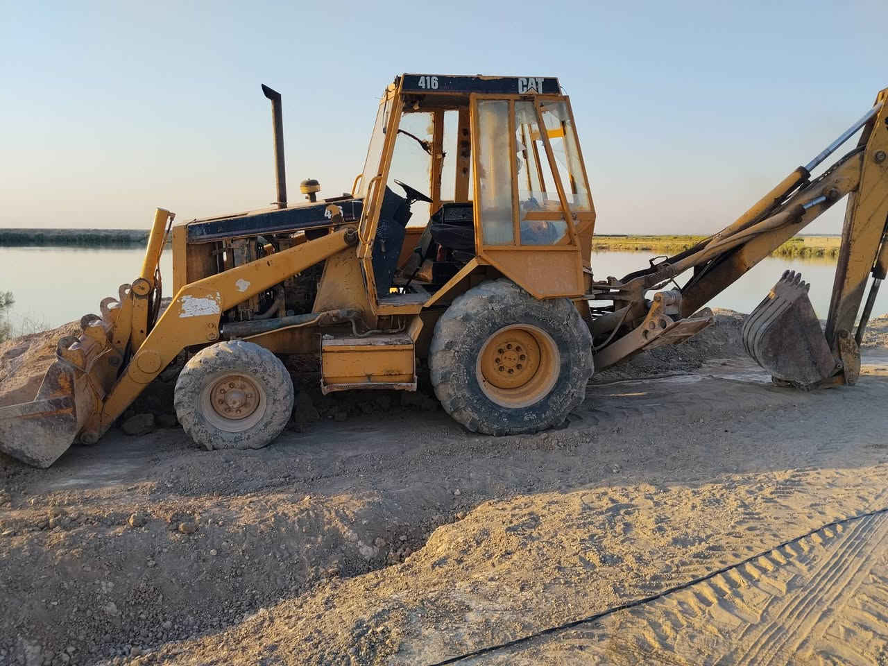 حفاره كتر موديل 95 كير ومحرك خير من الله سعر 42وبيه مجال ادوات  مكان ديالى رقم موبايل 7728197873


**إذا كنت صاحب هذا الإعلان وتريد حذفه لأي سبب، رجاءا أرسل رسالة إلى الدعم الفني**