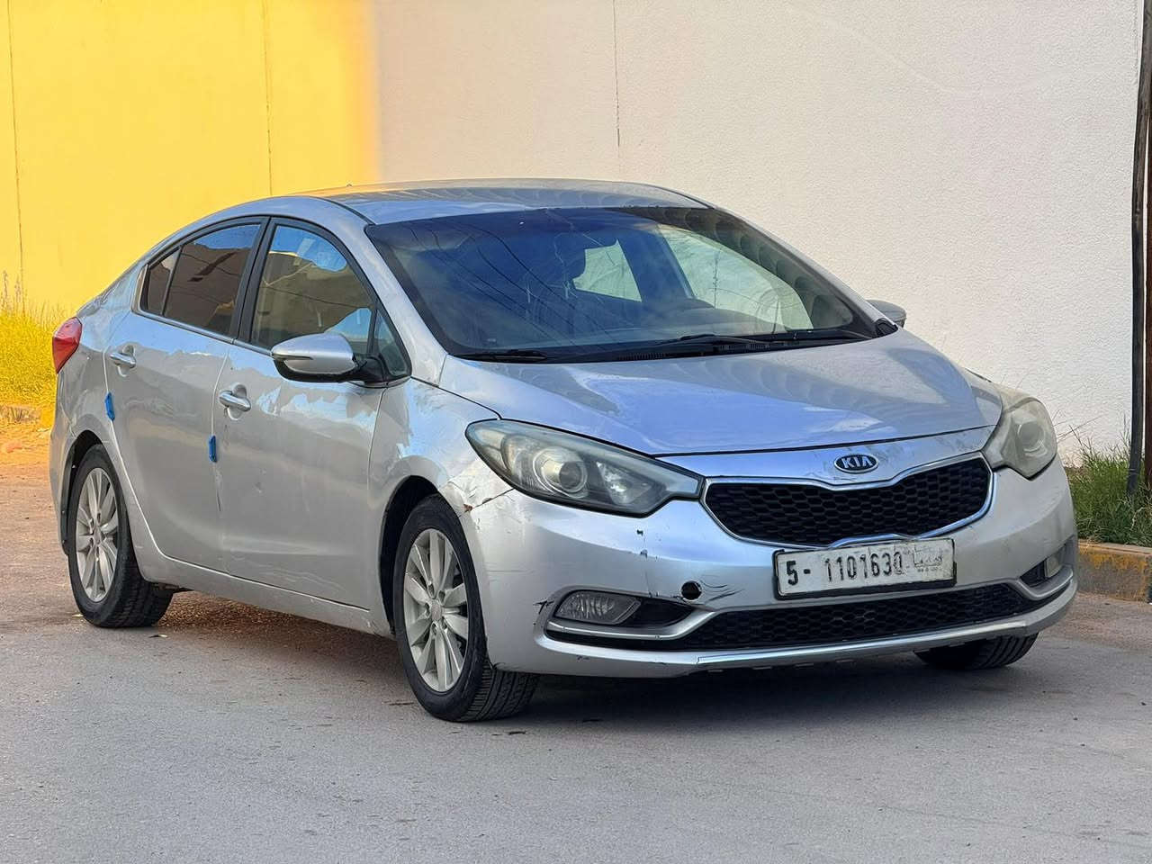 #السعر 17.500 الف كااش فقط  🤩💸💸 

النوع : كيا سيراتو   😍👌🏻

عداد : 200 الف km✅
موديل  2014 🌸
محرك 1.8 العادي  ✔️

#المميزات موضحه في الصور    ❤️‍🔥⚜️

سيريه قومه صفااار 🤩💵💵

طرابلس زناته الجديده   ✅

للاستفسار 0911915888📞


**إذا كنت صاحب هذا الإعلان وتريد حذفه لأي سبب، رجاءا أرسل رسالة إلى الدعم الفني**