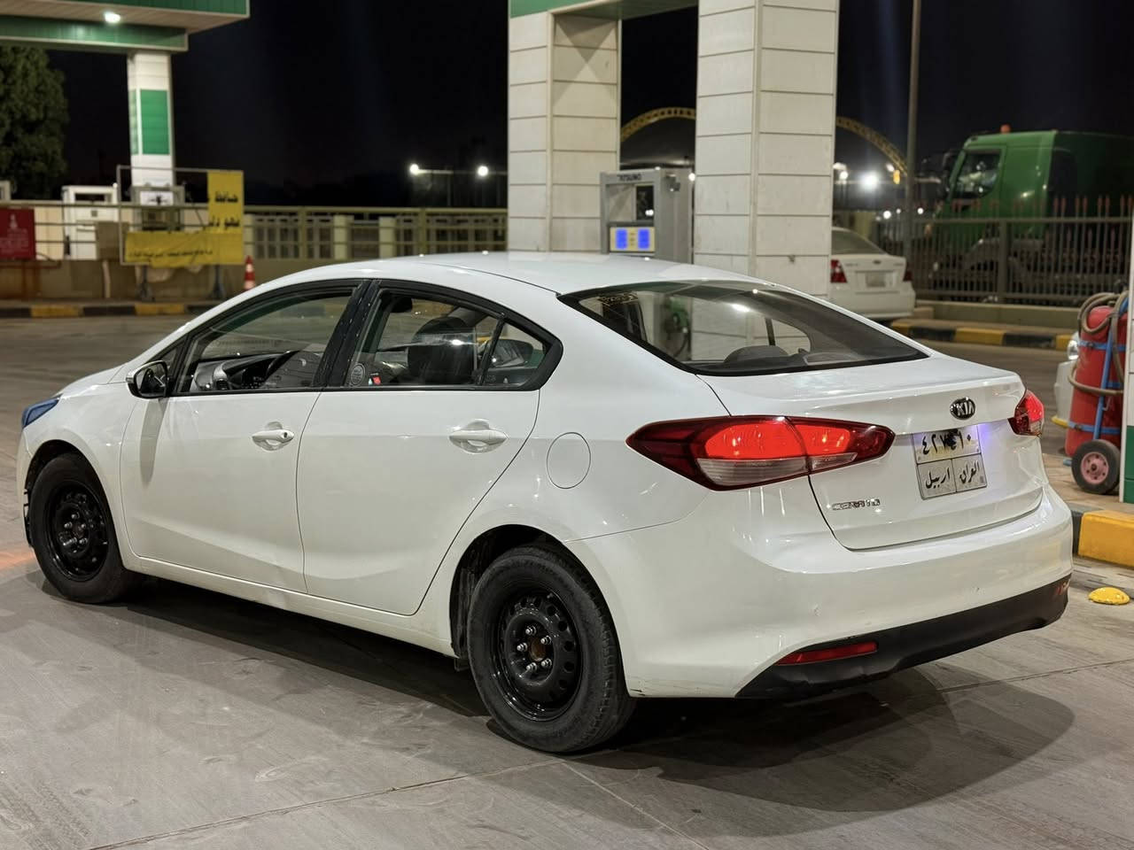 سيراتو ٢٠١٧ خليجيه ماشيه ١١٧ الف كيلو فقط بيها شخوط مكانين 
رقم اربيل بسم شركه وكاله تحويل مضمون مكينه مامفتوحه ١٦٠٠ 
      ***********
بيع سريع 123 ورقه بيها مجال // مكاني النجف
