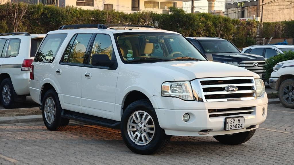 Ford Expedition XLT 2012
وکاله شرکە نیفا خليجي
ماشیه 79.000الف م 
جدیده لووووک 
گیر ومحر وتبرید وتایرات وکهربائیات وصدر كلها بحالة الوكاله 
مكفوله بيه شبر كارت فقط بالصندوق 
محرك 8 سلندر 
فتحه 
رقم اربيل شرط تحويل ثاني يوم 
السعر 170 وبي مجال بسيط 
العنوان اربيل 
***********
*********** أربيل, العراق
