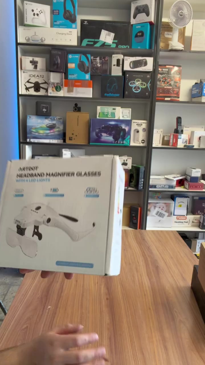 هيد لايت شي كلش حلو وكوالتي عالي مع ٦ عدسات تكبير ب٢٠ الف امزون اصلي
للتواصل خاص او وتساب ***********
