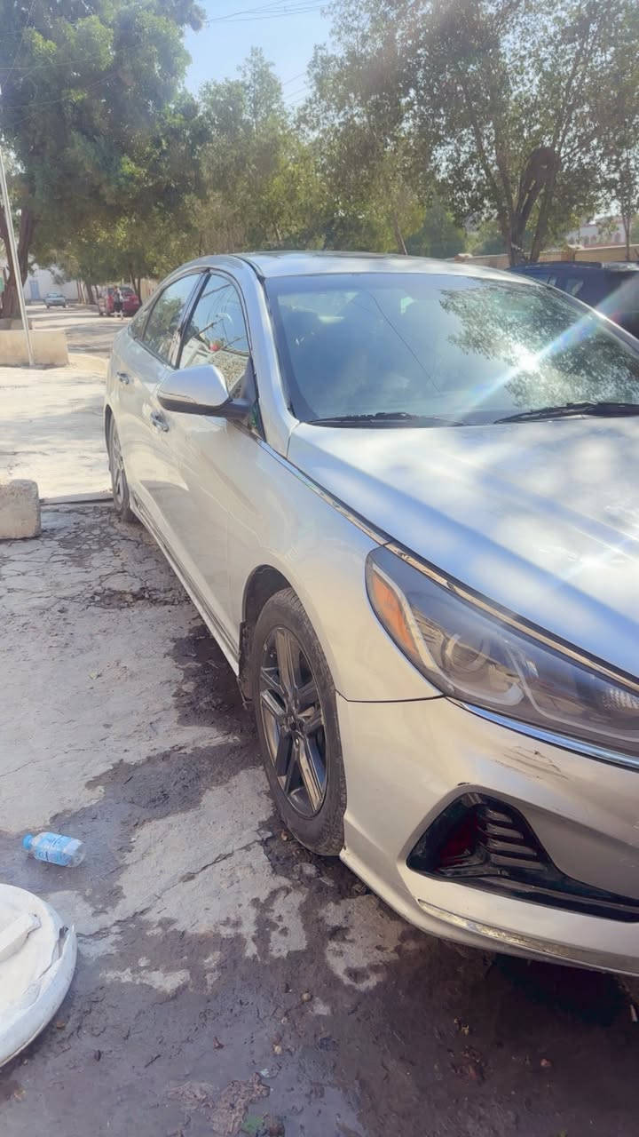 السلام عليكم سوناته مديل  19فول مواصفات شفتات بل استيرن فتحه امريكي مكينه2400 بيه منضومه غاز سياره مصبوغه عام رقم شمالي بسم شركه سعر115 رقم الهاتف***********
