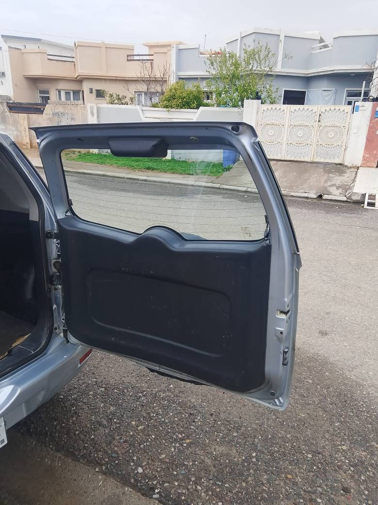 السلام عليكم سياره دايهاتسو تيروس موديل 2008 كير ومحرك وتبريد و تدفئة كلها شرط بيها نص جاملق صبغ بدون دواخل والباقي كله فحص رقم سليمانيه هزه وفحص جديد صار شهر سنويه منتهيه ورقم قديم شرط التحويل العنوان اربيل السعر.   73وبيها مجال قليل وحياكم الله أربيل, العراق


**إذا كنت صاحب هذا الإعلان وتريد حذفه لأي سبب، رجاءا أرسل رسالة إلى الدعم الفني**