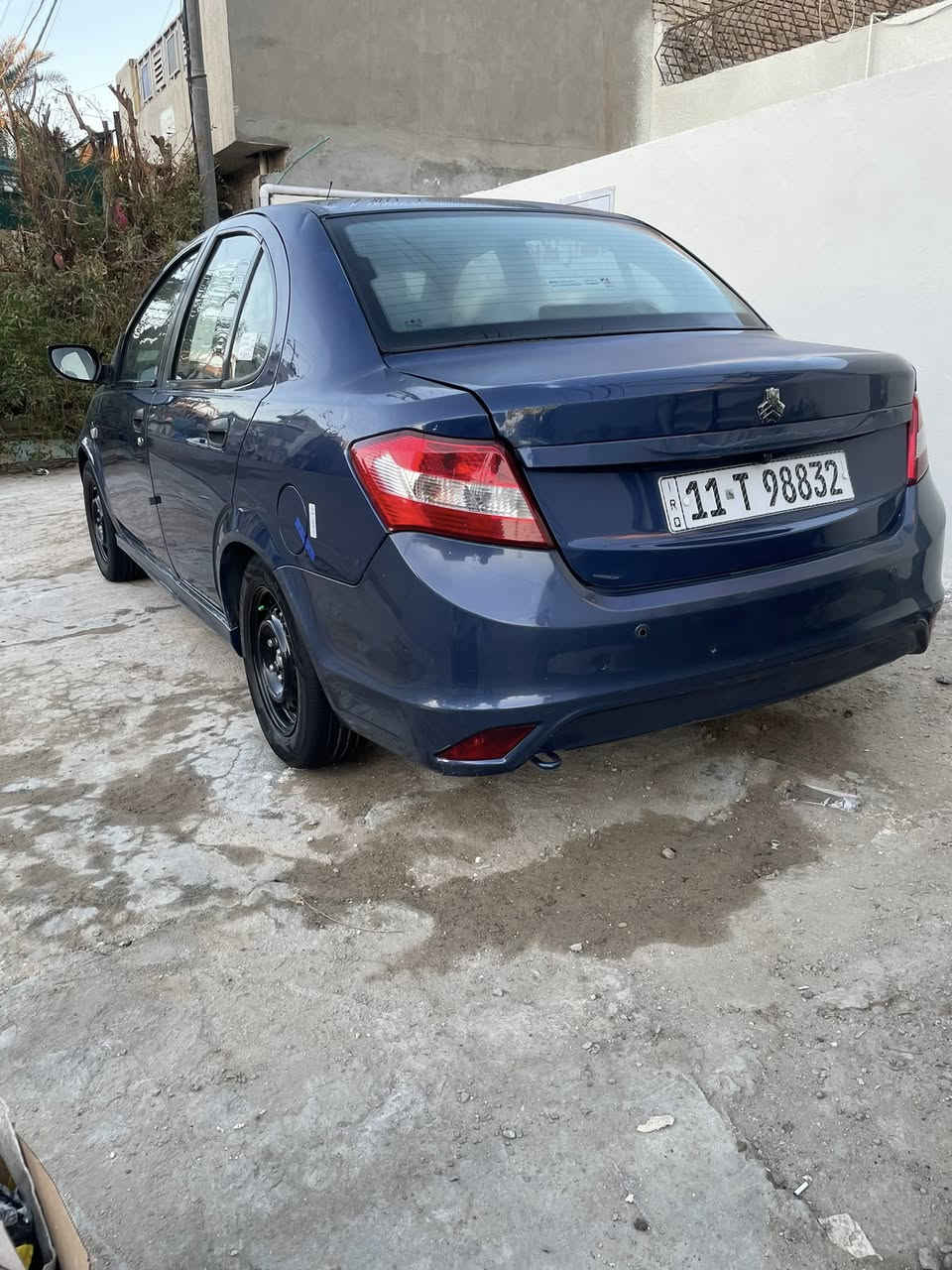 السلام عليكم ساينه موديل2016 للبيع سياره بدون صبغ مدوشمه صدر كير مكينه كله تمام سياره جديده تبريد صدر كله مكفول رقم جديد هزه جديده السعر ب 50 وبيها مجال مكاني البياع رقمي ***********
