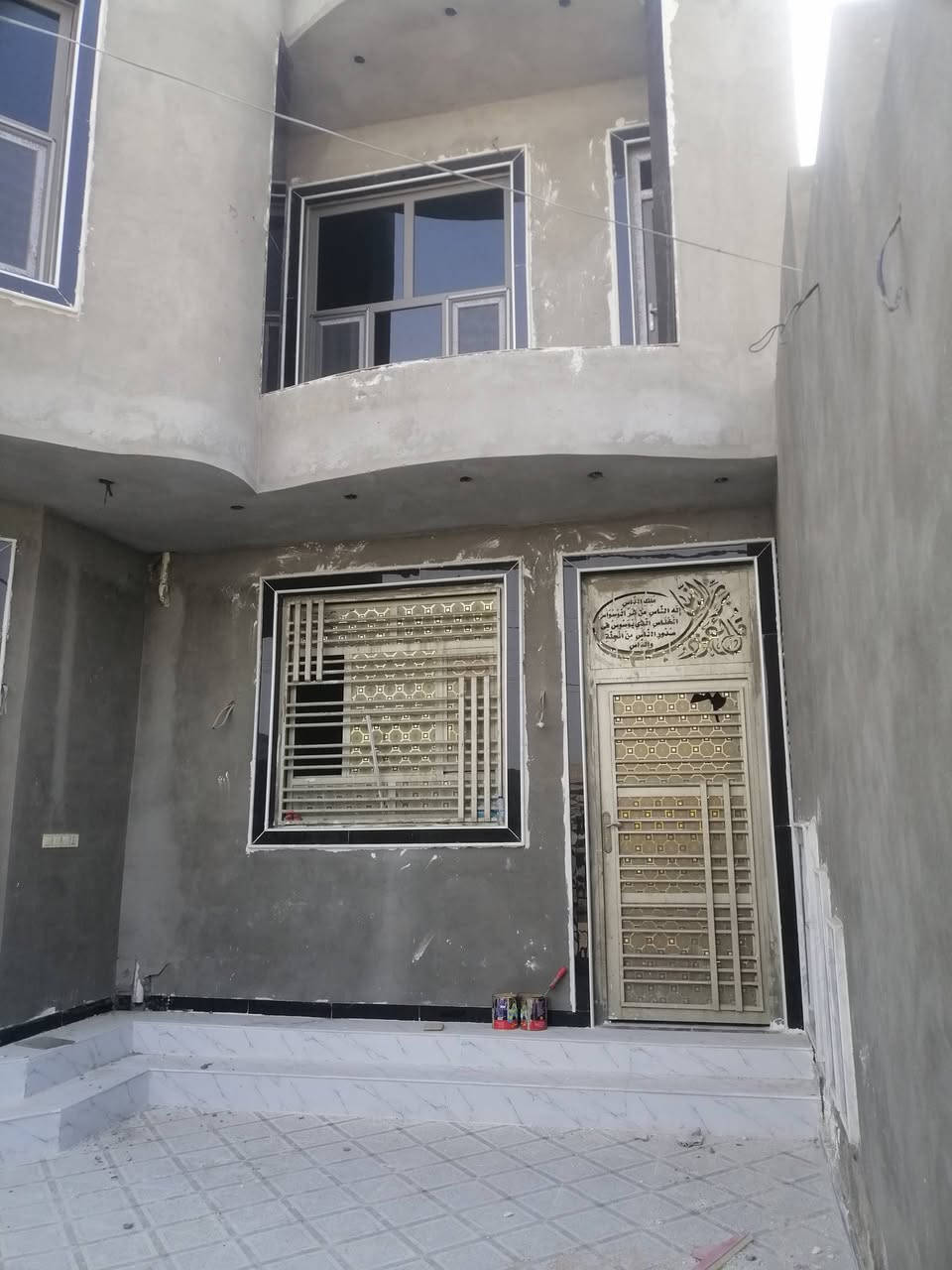 #على_بركةالله
بيت طابقين بحي أور الثانية ع بزل مجاور بيت سيد صدام أبو المحل (#مطلوب_مبادرة)عوزه لمسات قليله نكمله ألك أو تريد انت تكمله جديد البناء مالته جميع تفاصيله بالفيديو 
#للأستفسار مراسلة الصفحه أو الأتصال على الرقم***********
