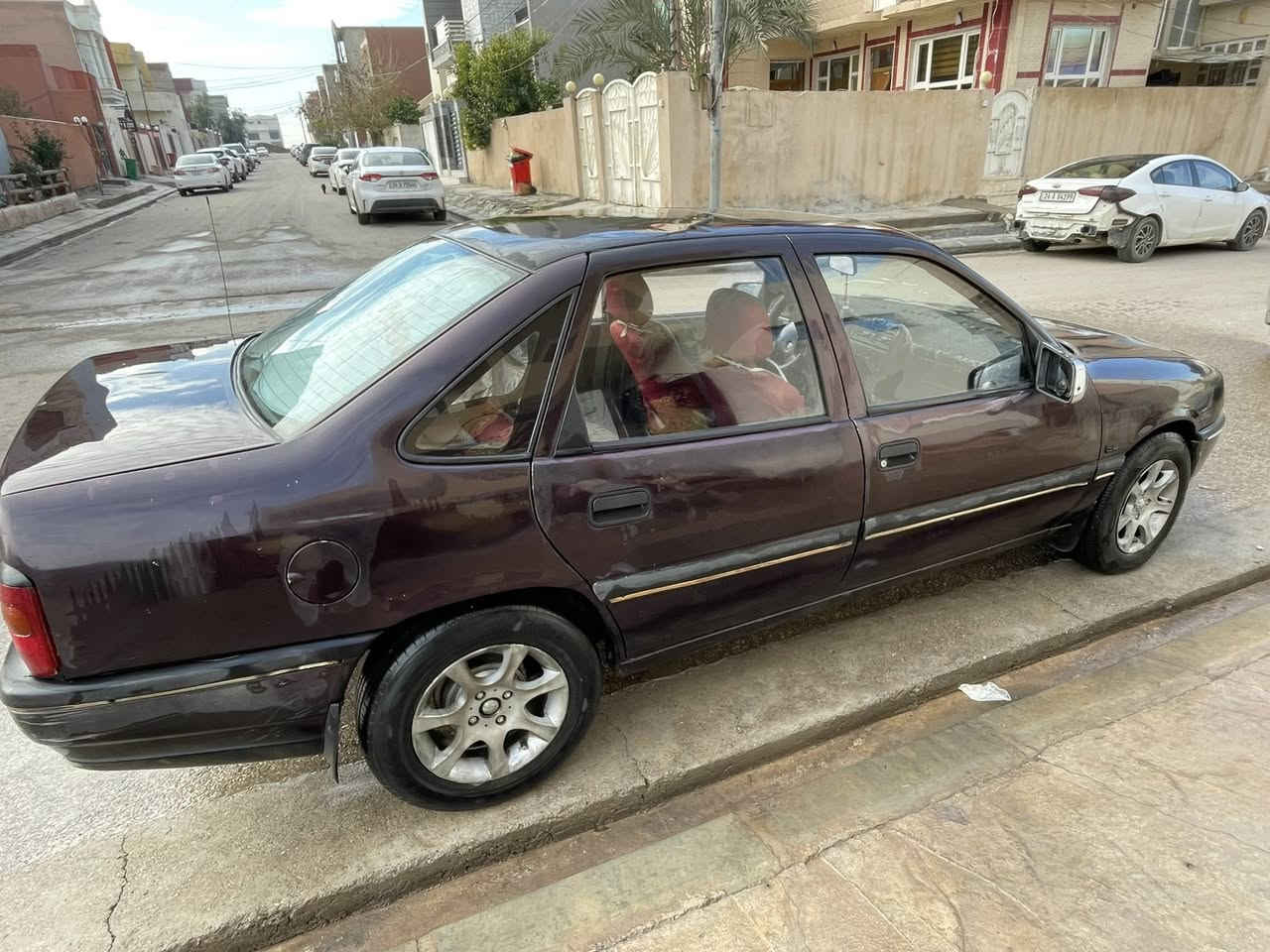 أوبل فكترا  حجم ١٨ موديل ٩٢ كير عادي السعر ٣٩ $ مكاني دهوك السنوية إلى ٢٠٢٧ رقم موبايل ***********
