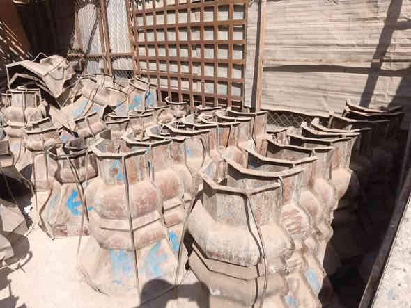 السلام عليكم دنك صب للبيع العدد ٥٠ قالب + توج العدد ٤٠ العنوان النجف الاشرف حي ميسان قرب سكلة الكرعاوي شارع الزوار تلفوني ***********
