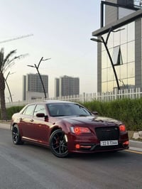 300C SRT • 6.4 هيمي • ١١ ميل