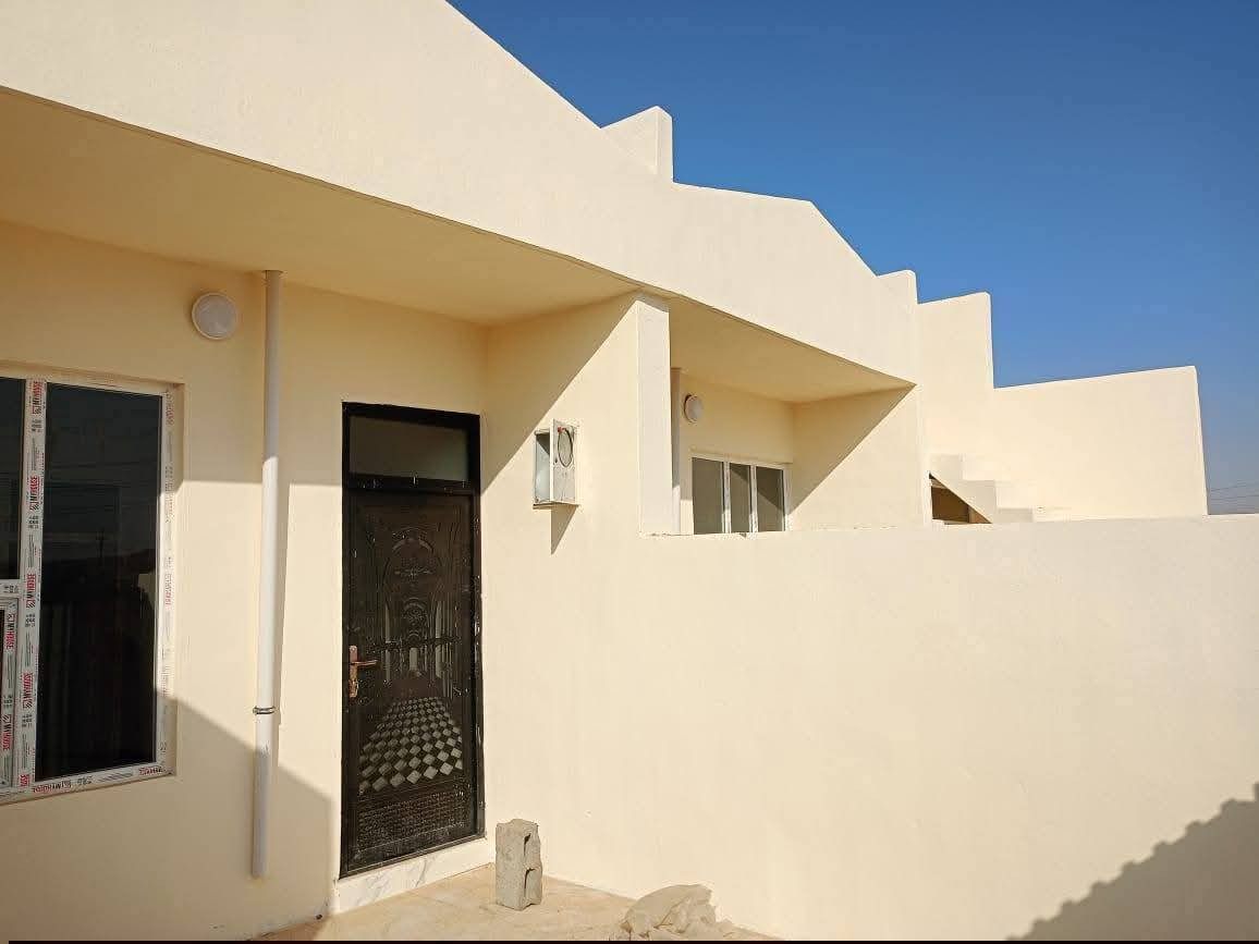 رقم الاعلان 2232
#داريين للبيع (100-100)
بيع مستعجل جدا جدا 
صفر_مامسكون _zero
كركوك بنجاعلي نهايه شارع الكوميتة
#مكونات (غرفة نوم مطبخ استقبال وصحيات وكراج سيارة)
نظام دكت
فول سيراميك
فرع عريض
فول مواصفات
#سعر الواحد26مليون و وبي مجال
☎️*********** واتساب
☎️*********** فايبر
#مكتب_ازاد_للعقار
