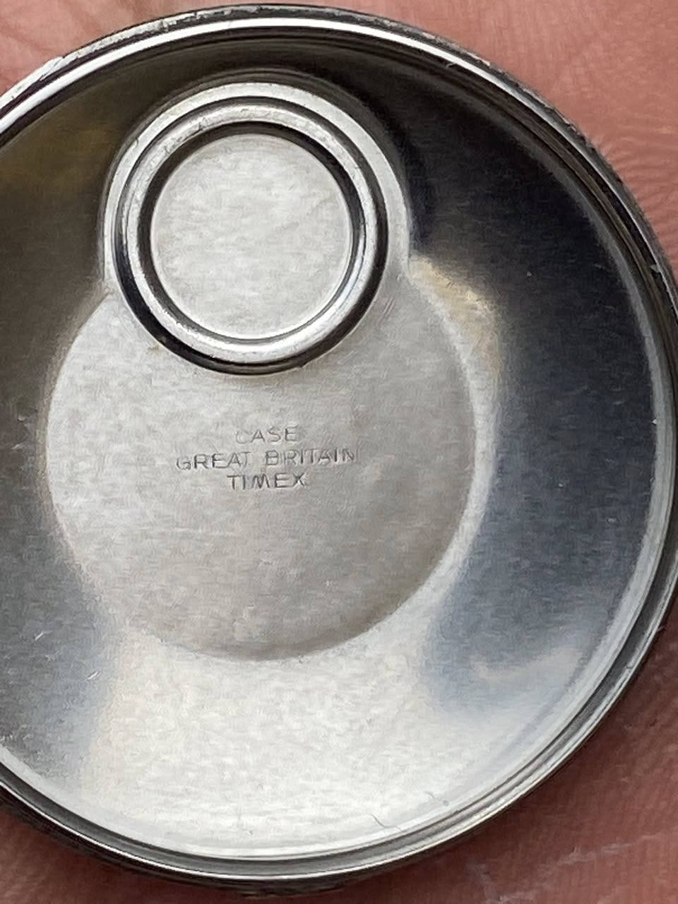 تايمكس الكترك الكهرباىي انتاج الستينات قطر 40 نظافه عاليه مختوم داخل القبق بريطانيا الاعظمى قياس السير 22 بغداد ***********
