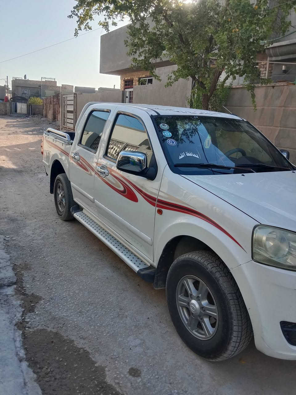 بيكب كريت ويل رقم بابل موديل ٢٠١٢ مكفوله من الضربه والتبديل كير ومحرك وتبريد وحداديه مكفولات تخم تايرات موجوده بالحله حي نادر سعر ٥٧ وبيه مجال الاتصال ***********
