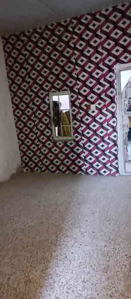 سلام عليكم شباب بيت للبيع تجاوز في منطقة أم الكبر والغزلان خلفه حسنيه كتاب والعتره  مساحته 75 السعر 15
***********
