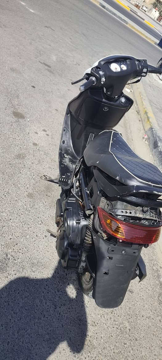 فراشه  140
معدل وسرعه  فول
وحرك كلش حلو وناعمه دراجه
سعر 325 
كلشي شغال بيها بس نقص سلف وباتري وقف صندوك
مابيه كفرات هيج ابيع شوف العين 
العنوان بصرة شارع الوفود
ويذا اكو مراوس ايفون 13كون نضيف نتراهم
واتساب ***********
